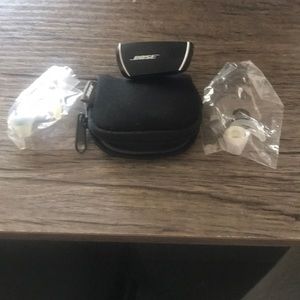 Bose 1 ear blu tooth